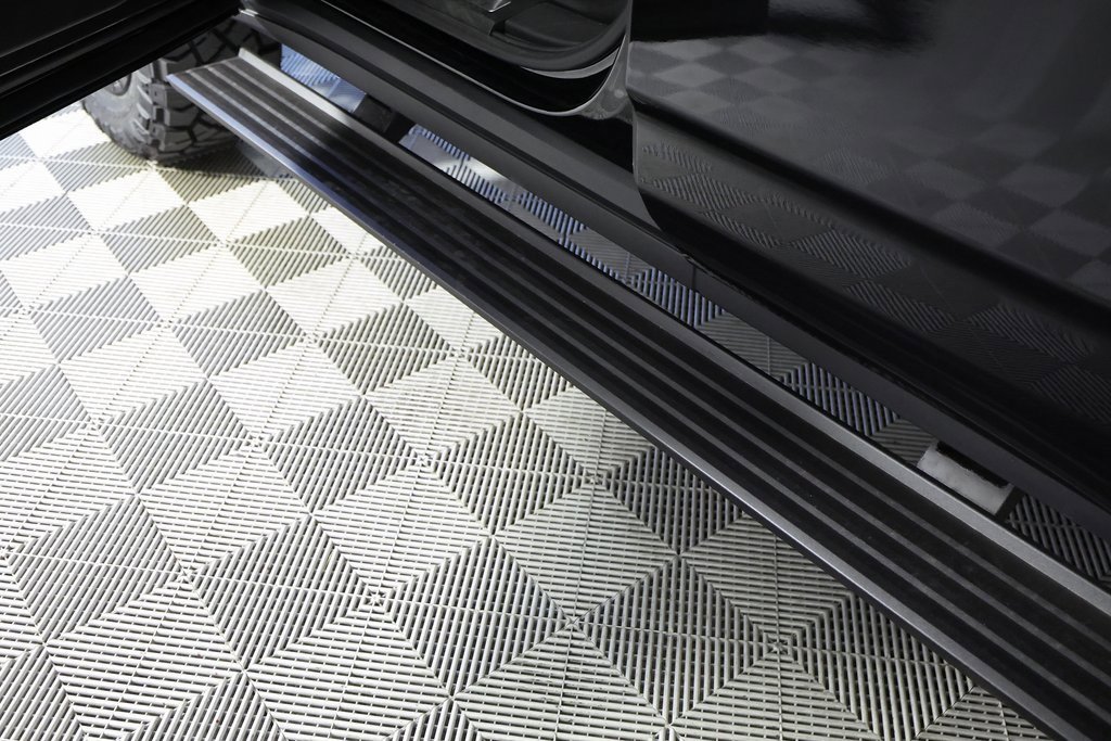 Used 2025 GMC Yukon AT4 Ultimate w/ LPO, Illumination Package image 22