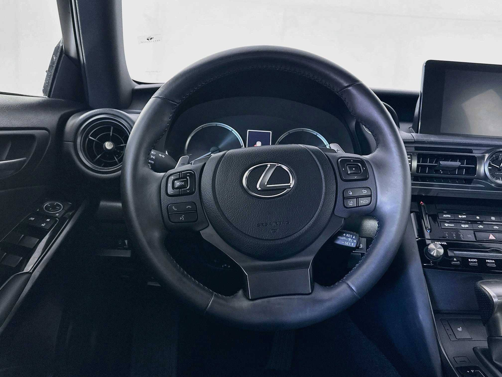 Used 2024 Lexus IS 350 F Sport RWD image 18