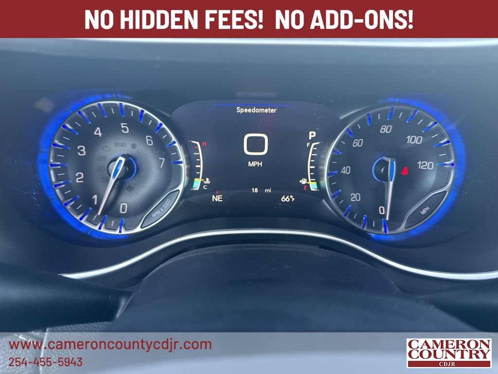 New 2026 Chrysler Pacifica Select w/ S Appearance Package FWD image 10