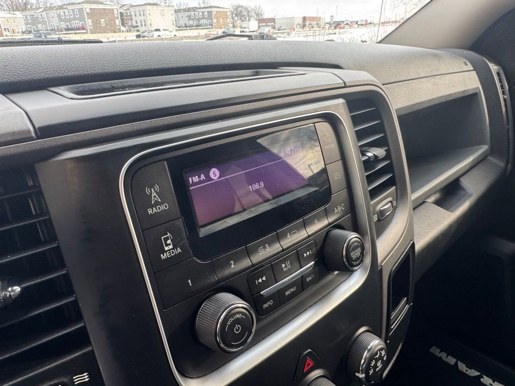 Used 2018 RAM 2500 Tradesman w/ Chrome Appearance Group image 17