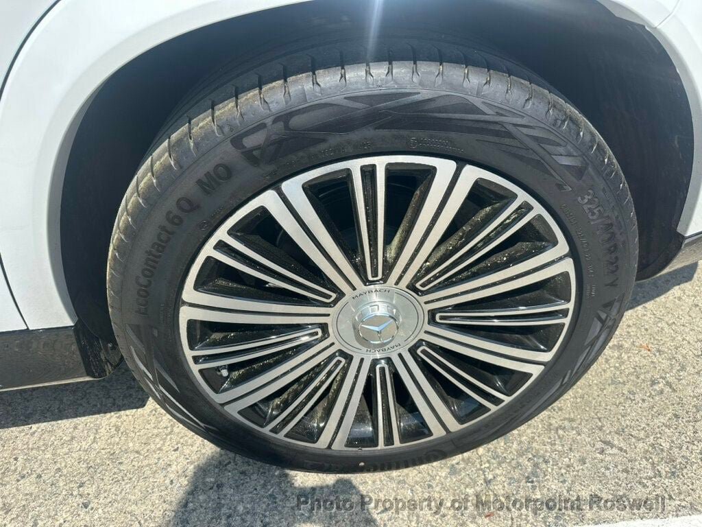 Used 2026 Mercedes-Benz Maybach GLS 600 4MATIC image 42
