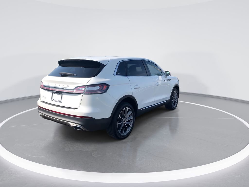 Used 2023 Lincoln Nautilus Reserve AWD/4WD image 8