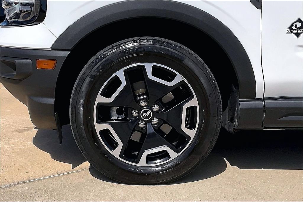Used 2024 Ford Bronco Sport Outer Banks w/ Tech Package AWD/4WD image 9