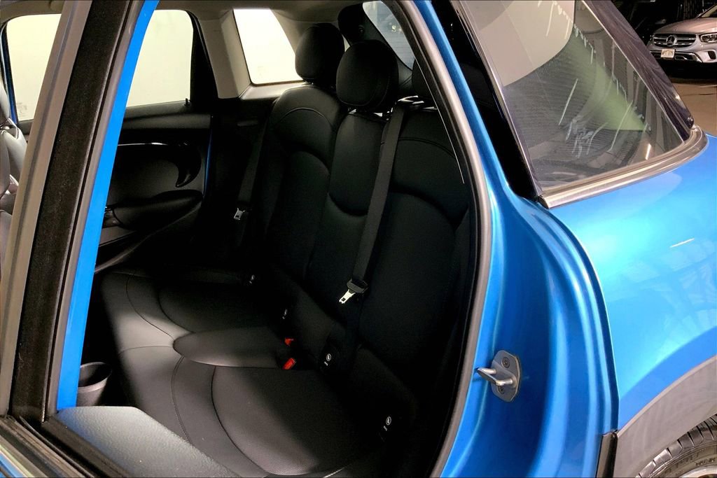 Used 2019 MINI Cooper S image 25