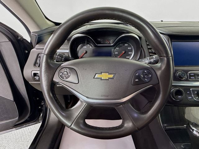 Used 2016 Chevrolet Impala LT image 12