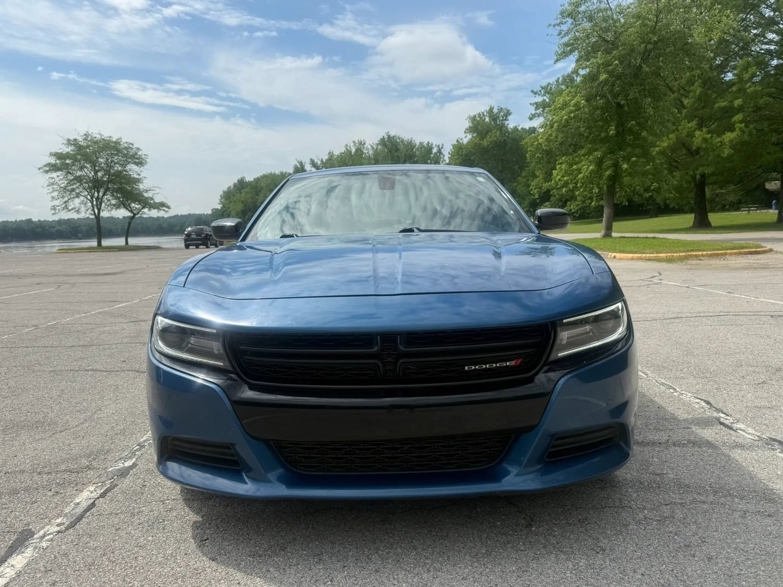 Used 2021 Dodge Charger SXT w/ Blacktop Package RWD image 2
