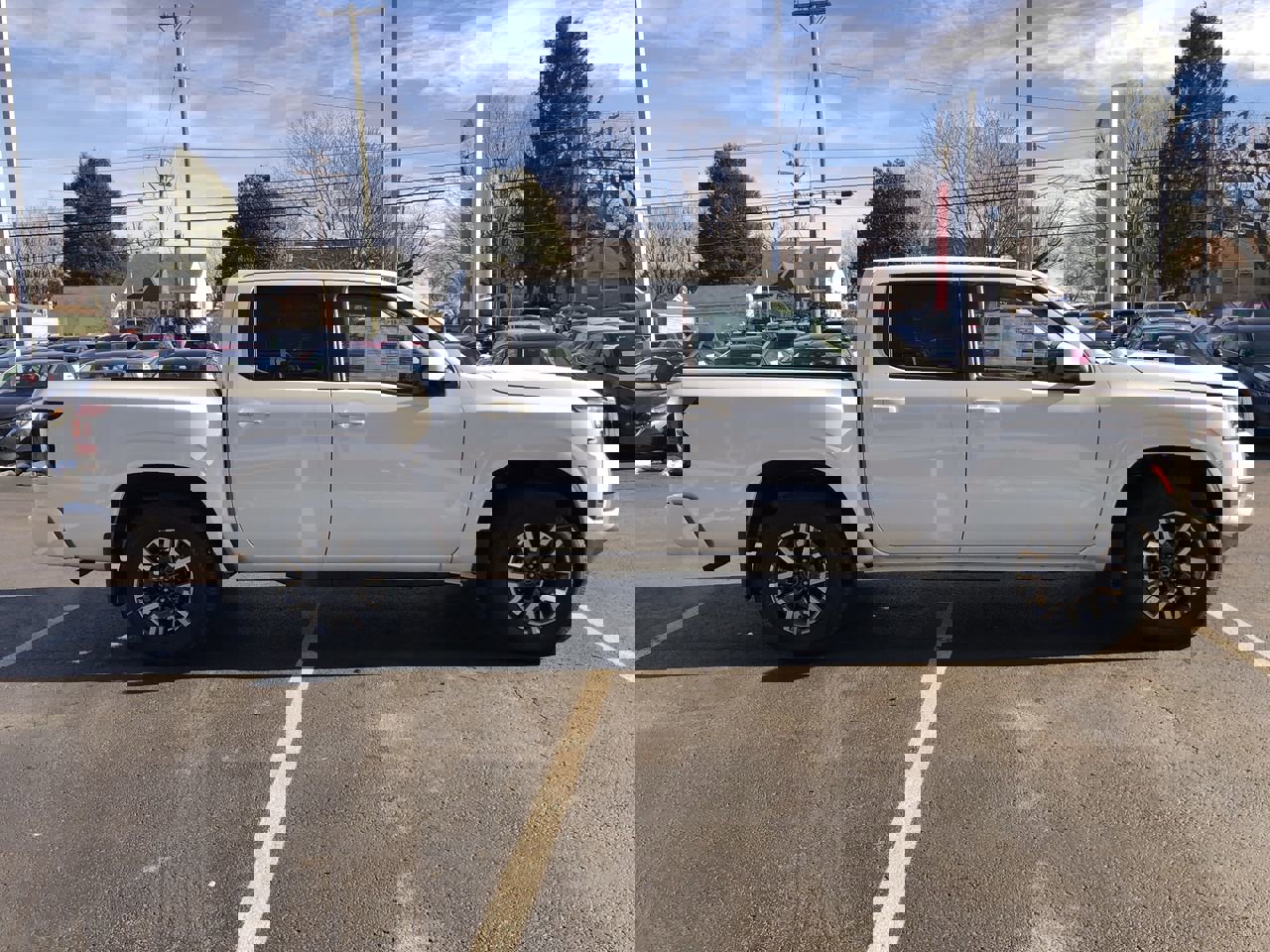 New 2026 Nissan Frontier SV w/ Tow Package image 14