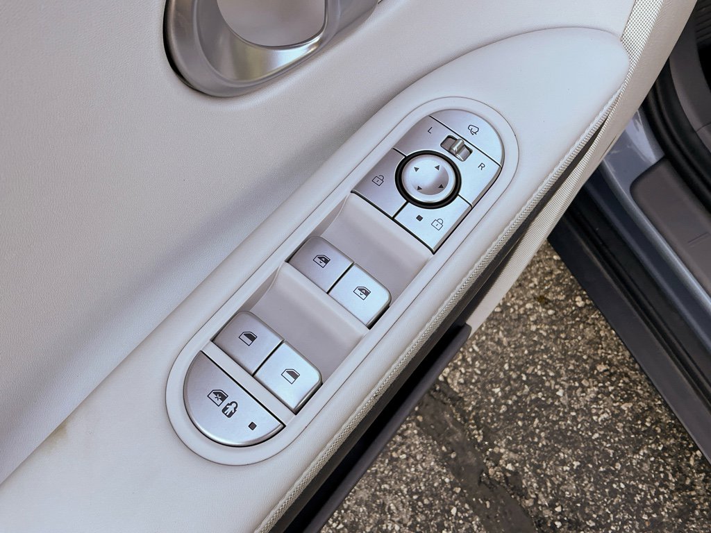 Used 2022 Hyundai Ioniq 5 SEL image 7