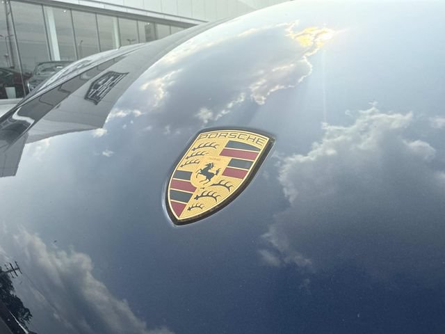 Used 2022 Porsche Macan AWD/4WD image 45