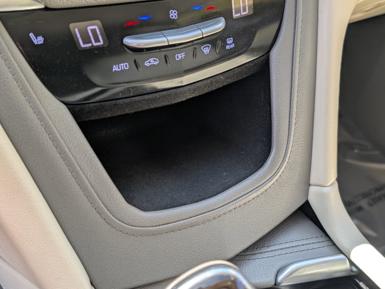 Used 2018 Cadillac XT5 Luxury image 31