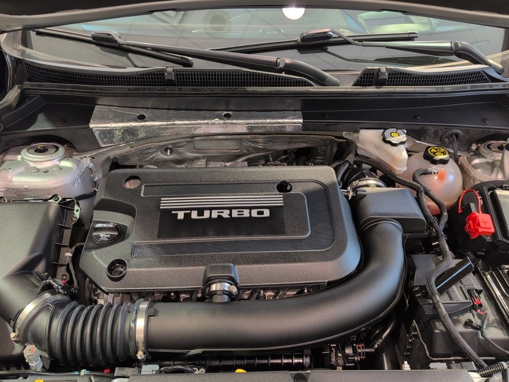 Used 2019 Cadillac XT4 Premium Luxury w/ Technology Package image 56