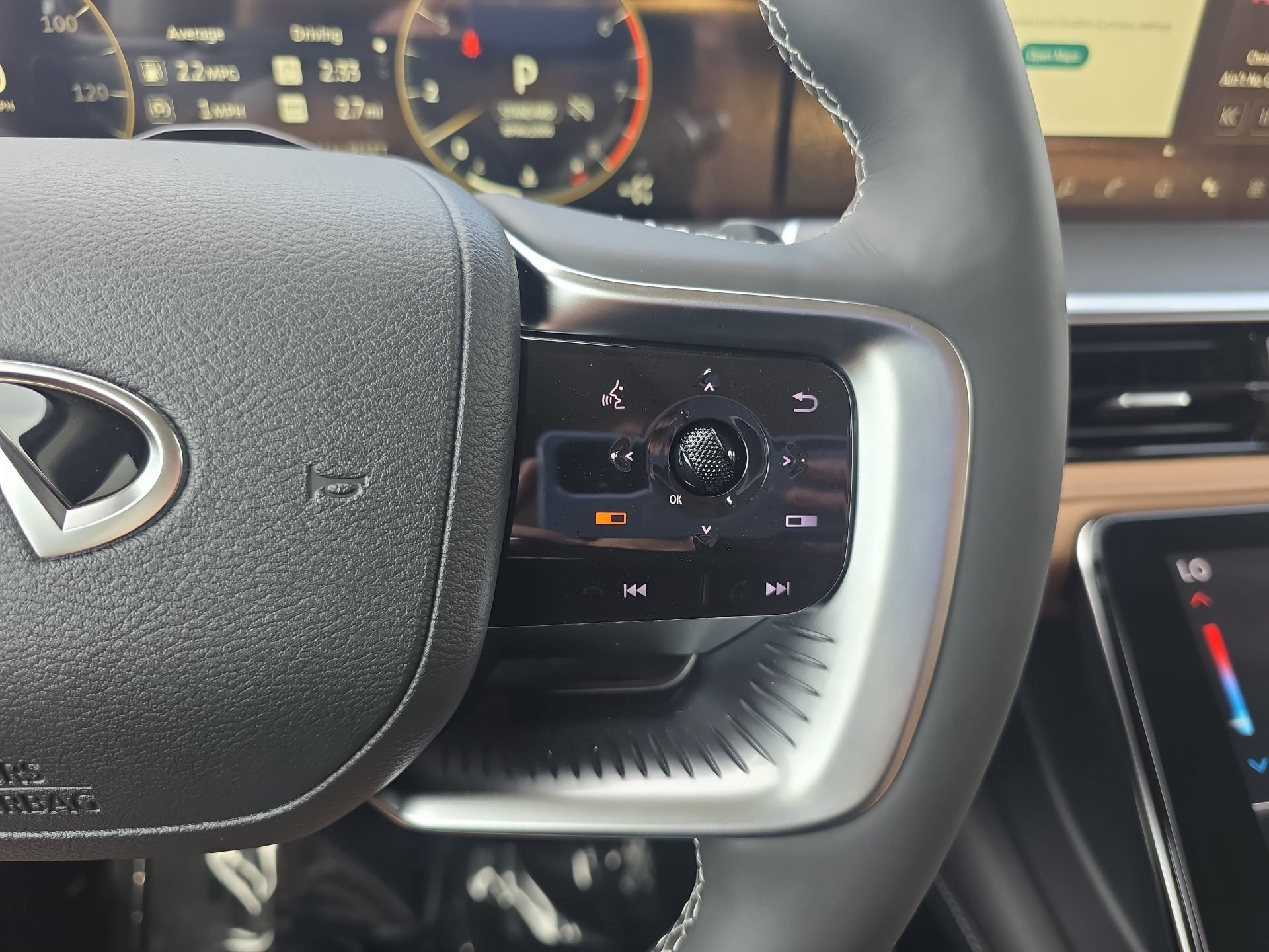 New 2027 INFINITI QX80 Luxe AWD/4WD image 18