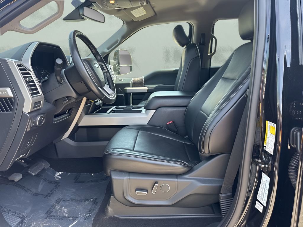 Used 2017 Ford F350 Lariat w/ Tow Technology Bundle AWD/4WD image 9