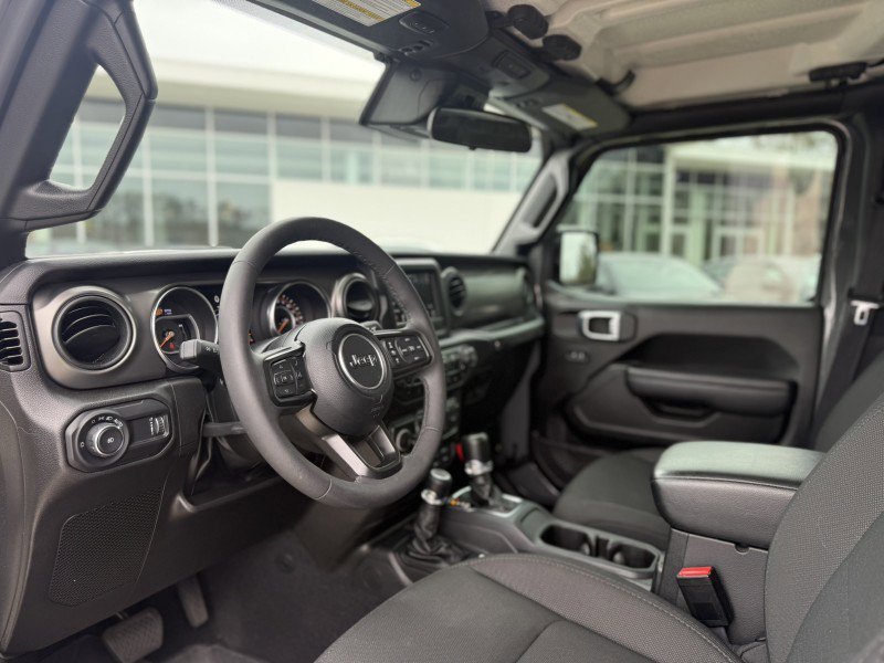 Used 2023 Jeep Wrangler Unlimited Sport image 12