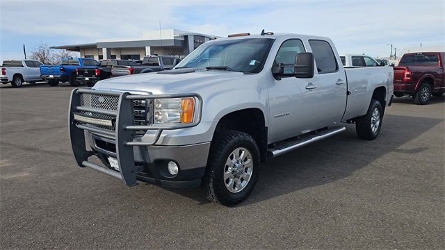 Used 2014 GMC Sierra 3500 SLT w/ SLT Convenience Package image 4