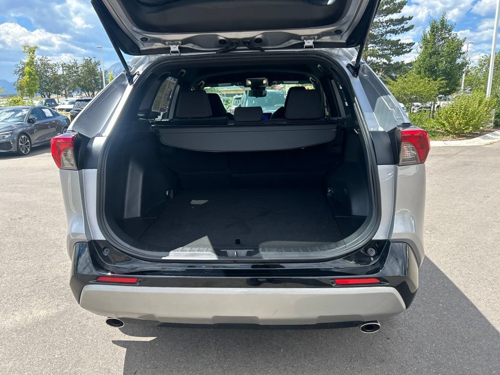 Used 2023 Toyota RAV4 SE AWD/4WD image 17