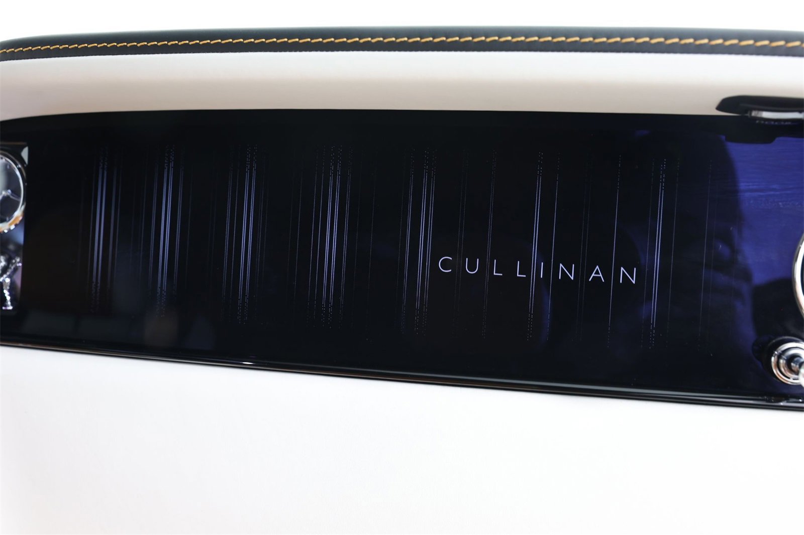 New 2026 Rolls-Royce Cullinan image 26