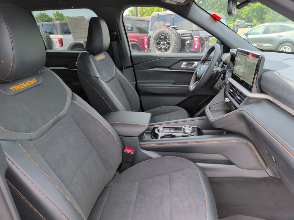 New 2026 Ford Explorer Tremor w/ Tremor Convenience Package AWD/4WD image 9