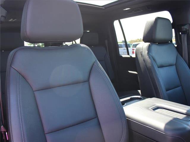 Used 2023 Chevrolet Suburban Z71 image 29
