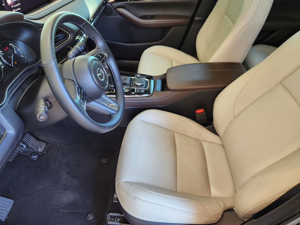 Used 2025 MAZDA CX-30 2.5 Turbo w/ Premium Plus Pkg image 12