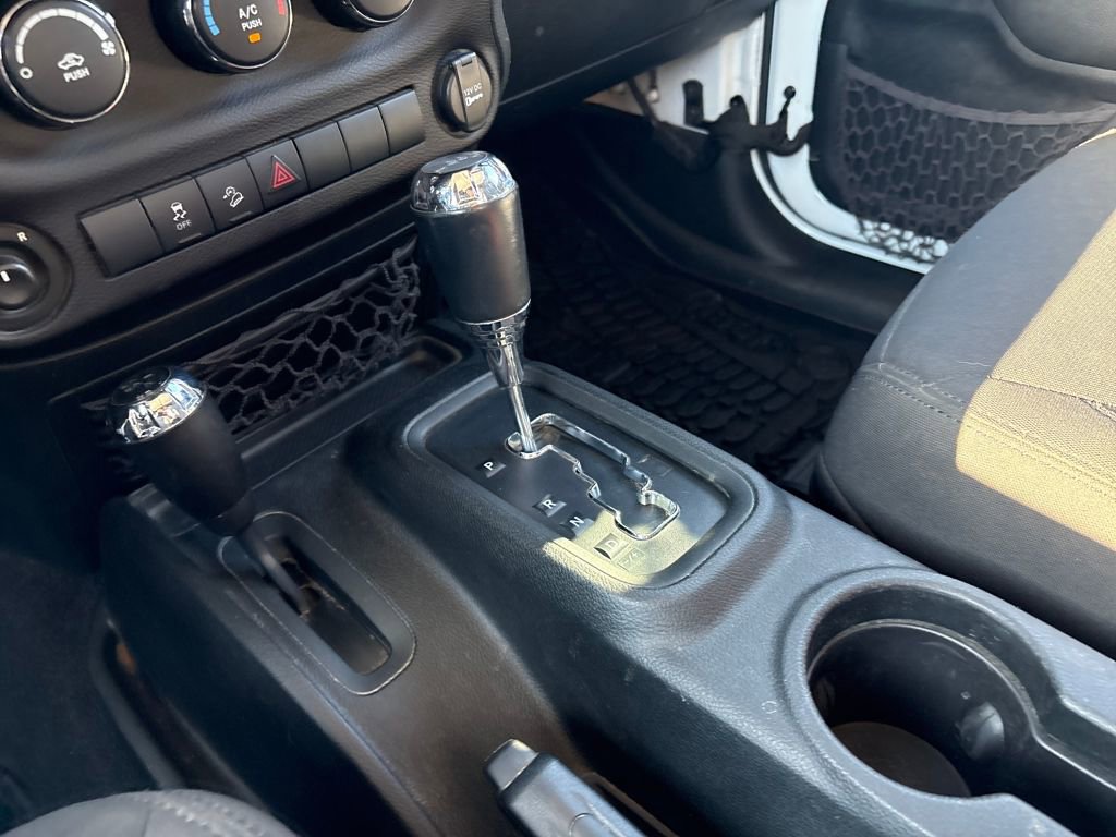 Used 2016 Jeep Wrangler Sport image 28