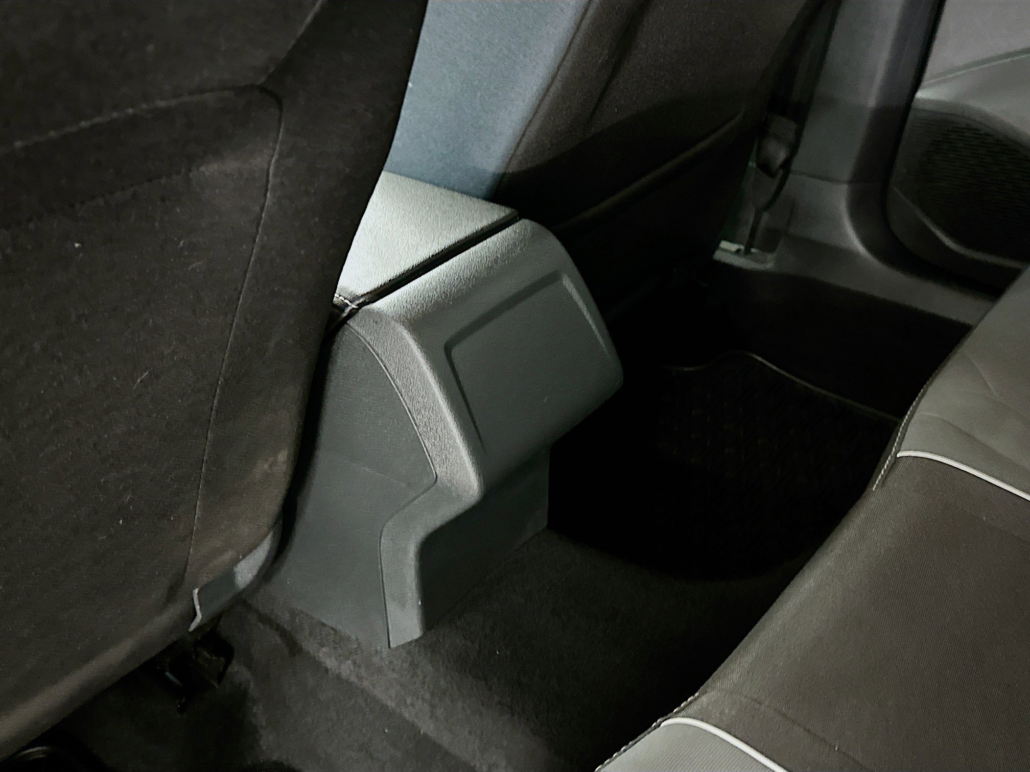 Used 2025 Volkswagen Jetta Sport image 27