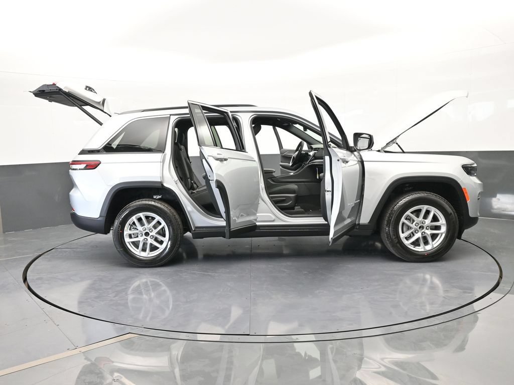 New 2026 Jeep Grand Cherokee Laredo X RWD image 66
