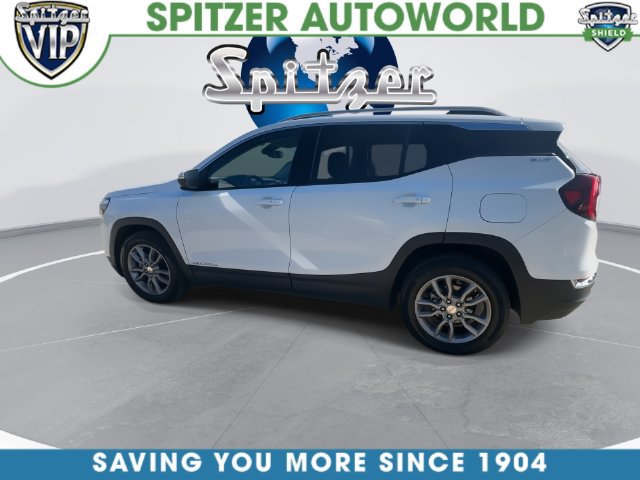 Used 2024 GMC Terrain SLT AWD/4WD image 10