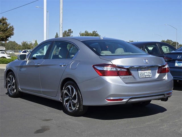 Used 2017 Honda Accord EX-L image 6