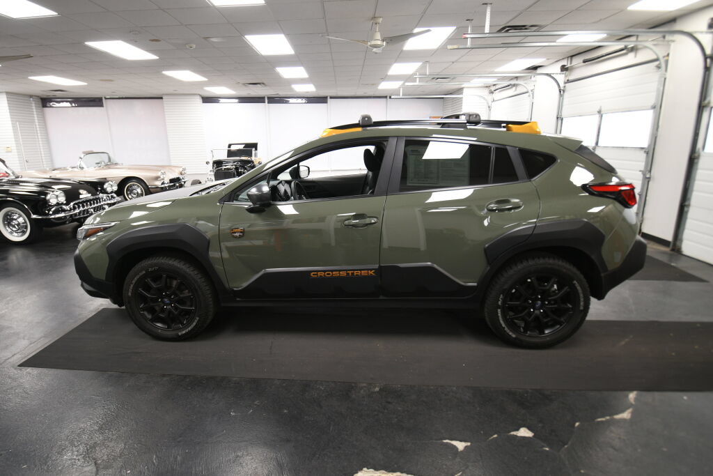 Used 2024 Subaru Crosstrek 2.5i Wilderness AWD/4WD image 5