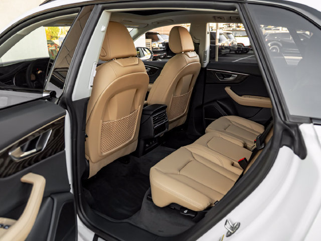 New 2026 Audi Q8 Premium Plus AWD/4WD image 27