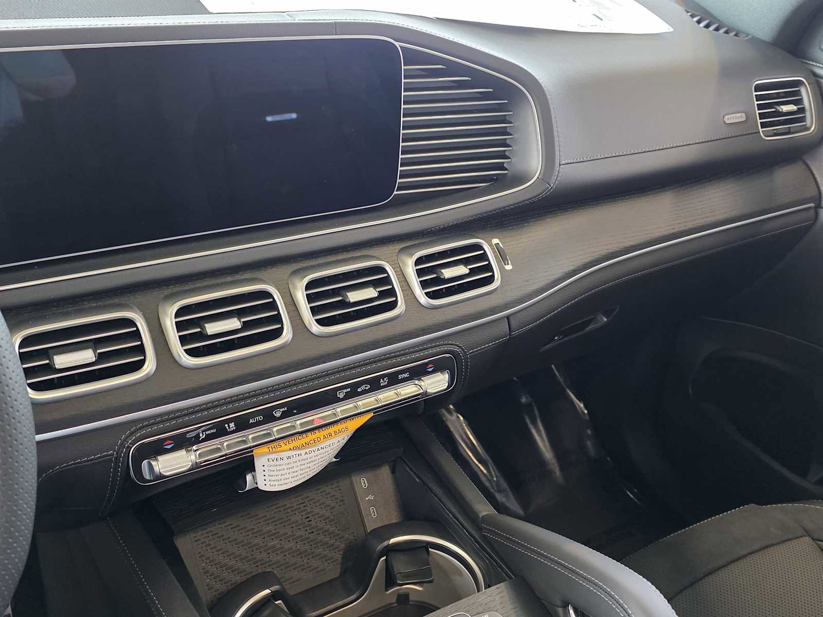 New 2026 Mercedes-Benz GLE 53 AMG 4MATIC Coupe image 18