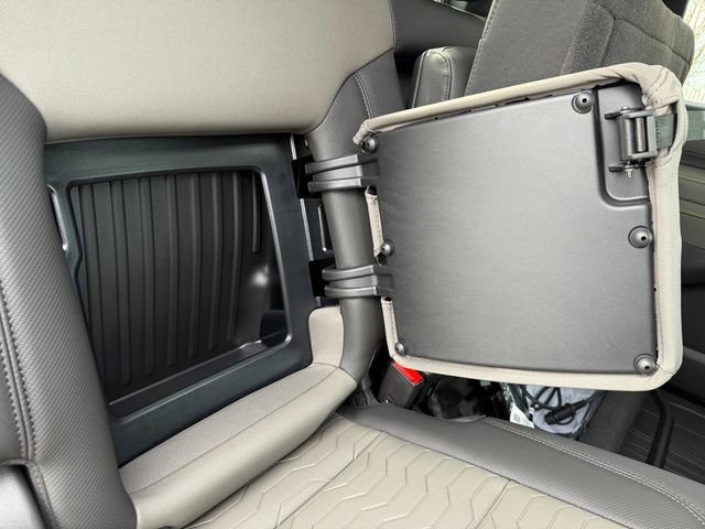 New 2026 Chevrolet Silverado 2500 ZR2 image 44