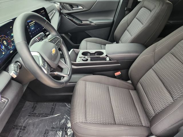 Used 2026 Chevrolet Equinox LT FWD image 4