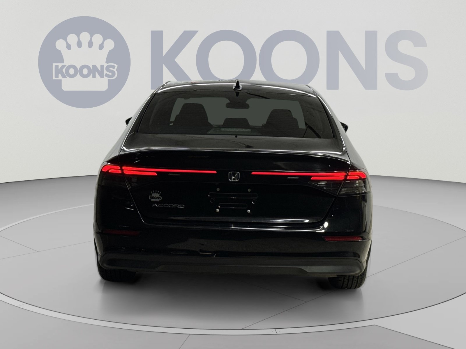 Used 2025 Honda Accord SE image 19