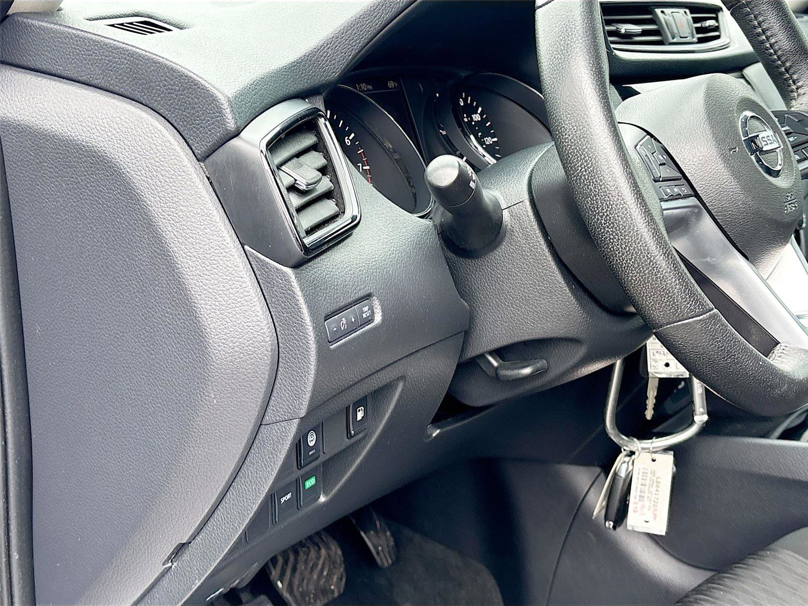 Used 2019 Nissan Rogue S w/ Special Edition Package image 10