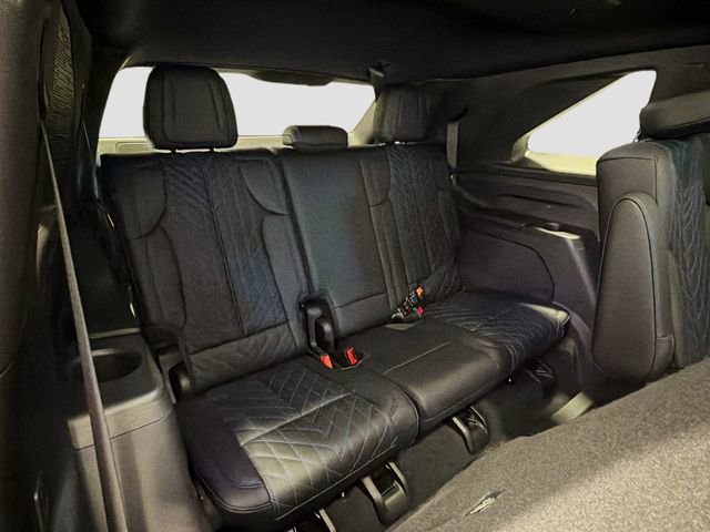 New 2026 Cadillac Escalade IQ Sport 1 w/ LPO, Floor Liner Package AWD/4WD image 22