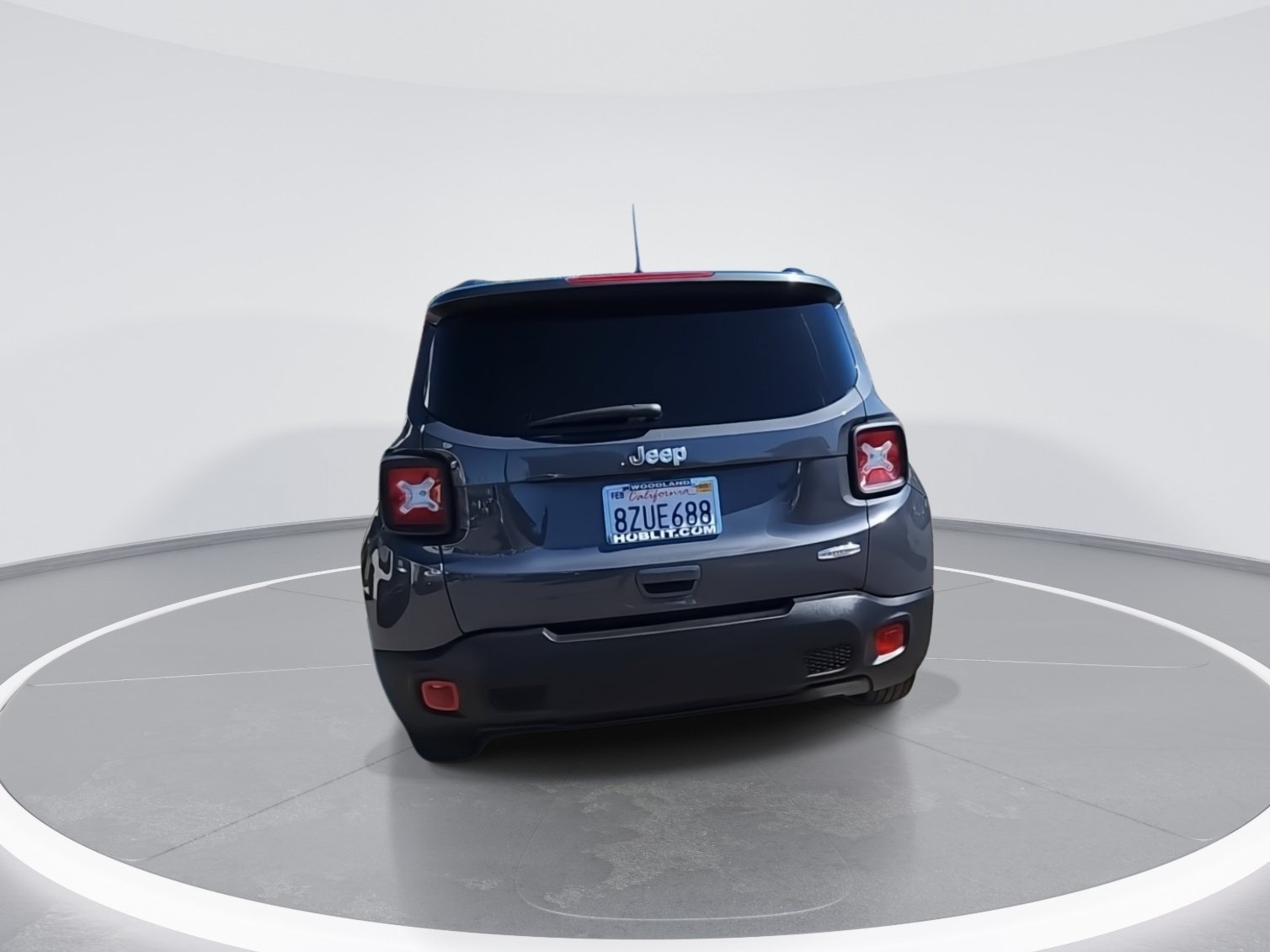 Used 2021 Jeep Renegade Latitude FWD image 7