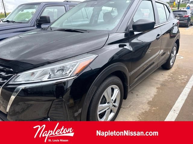 Used 2025 Nissan Kicks Play S