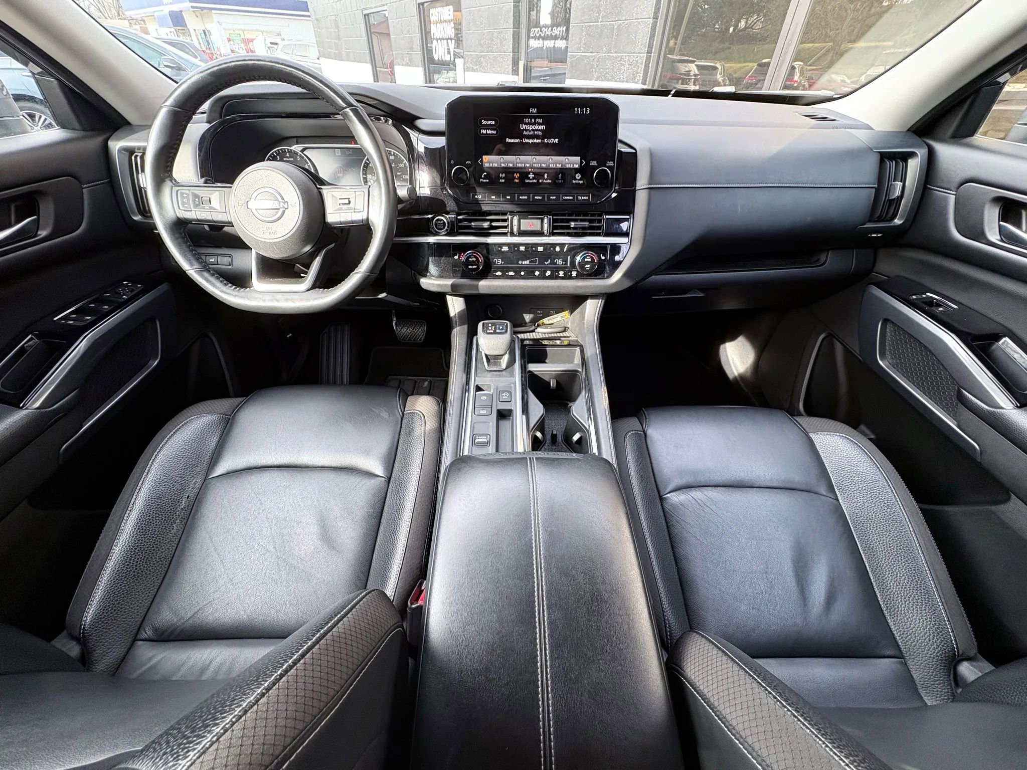 Used 2022 Nissan Pathfinder SL image 25