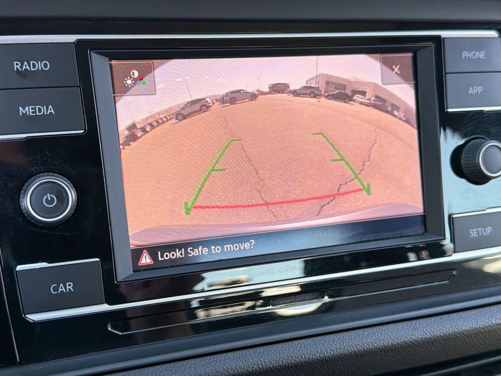 Used 2019 Volkswagen Jetta R-Line w/ R-Line Cold Weather Package image 24