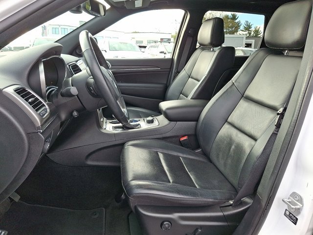 Certified 2021 Jeep Grand Cherokee Limited w/ Luxury Group II image 16