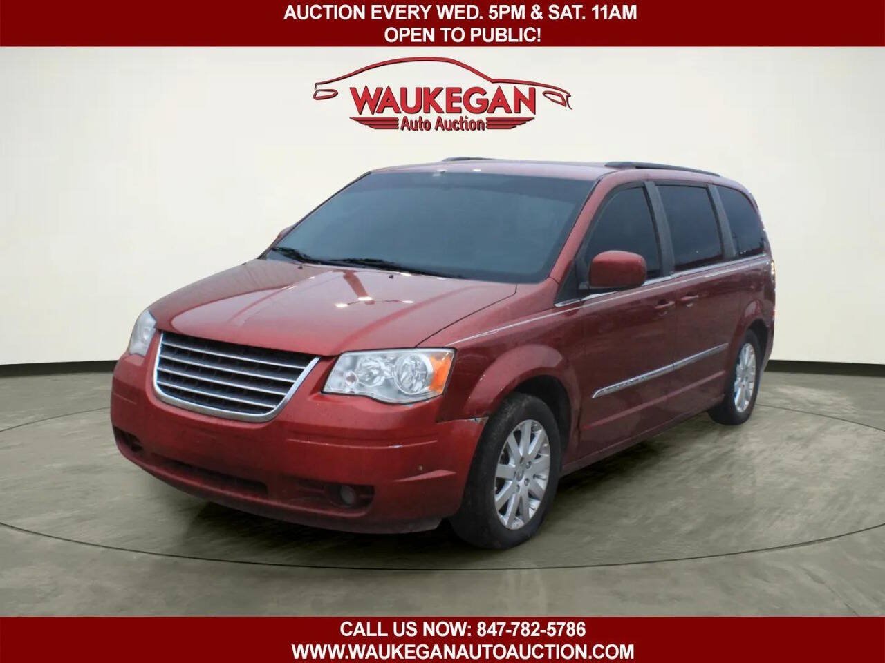 Used 2013 Chrysler Town & Country Touring w/ Trailer Tow Group