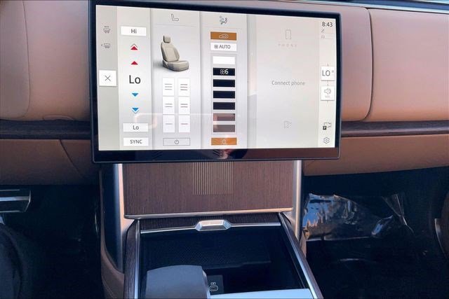 Used 2025 Land Rover Range Rover Long Wheelbase Autobiography image 37