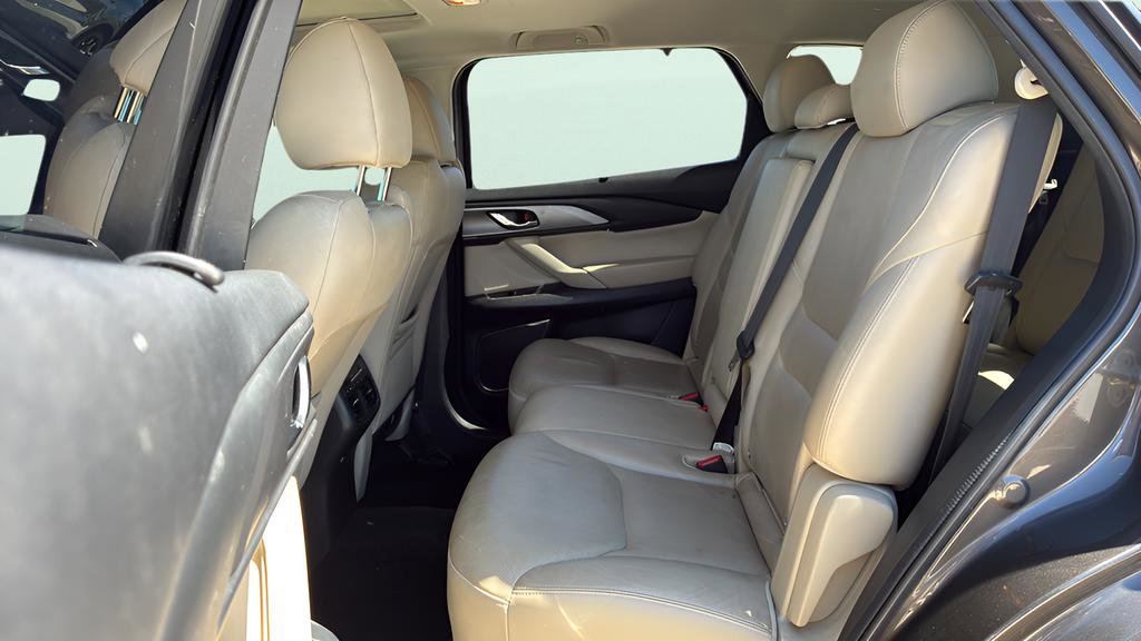 Used 2018 MAZDA CX-9 Touring w/ Touring Premium Package FWD image 28