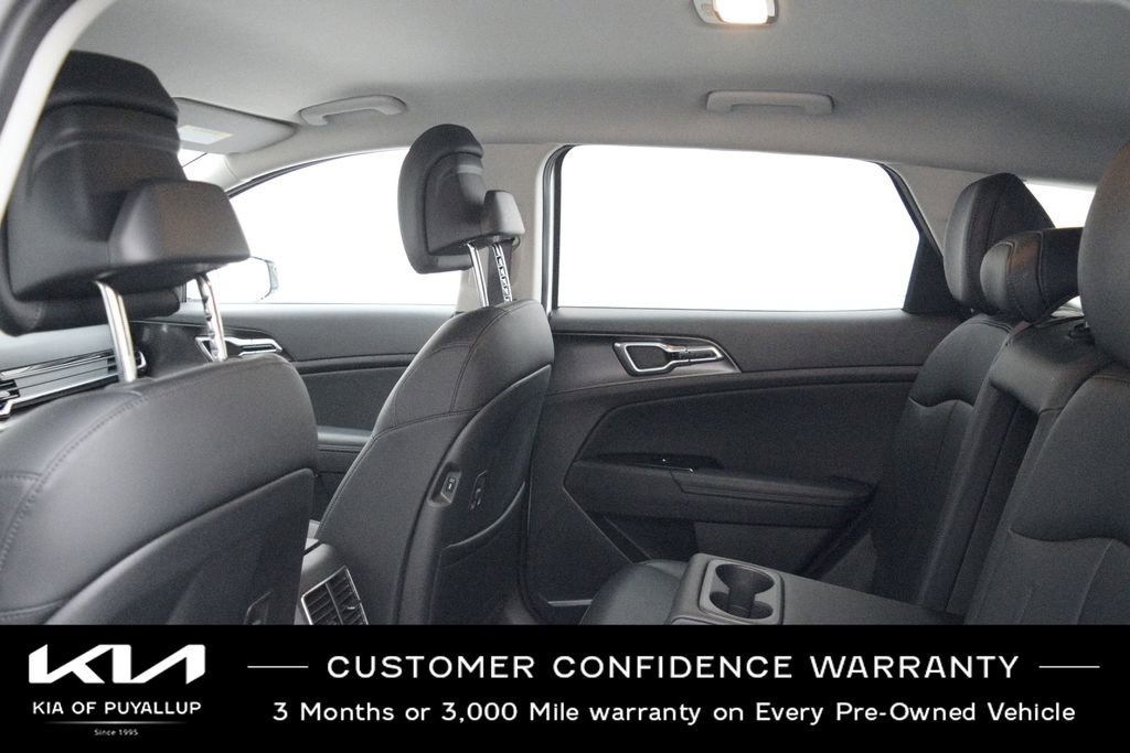 Certified 2025 Kia Sportage EX image 12