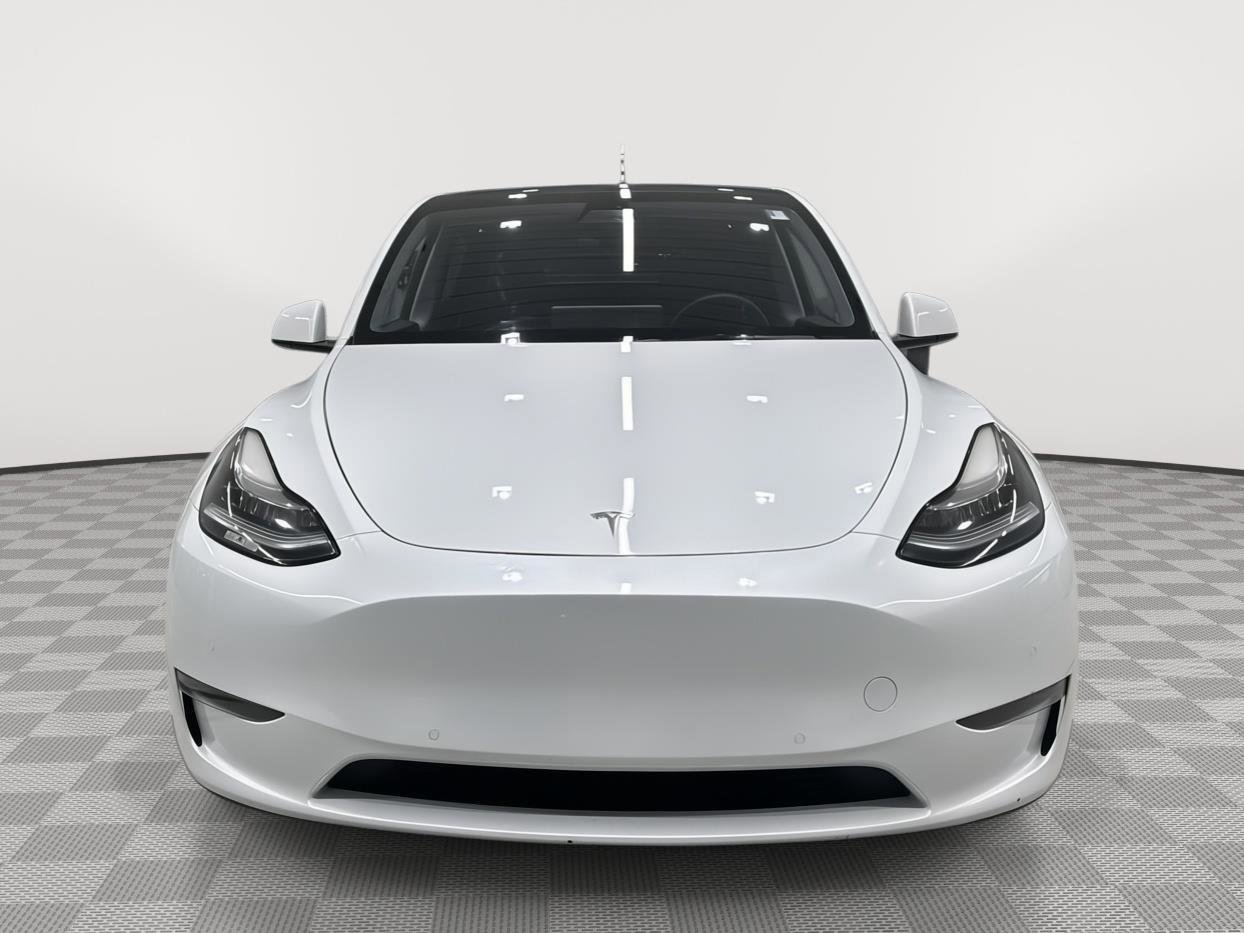 Used 2022 Tesla Model Y Long Range image 5
