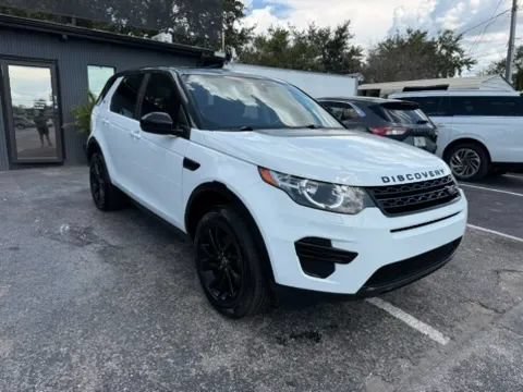 Used 2016 Land Rover Discovery Sport SE AWD/4WD image 3