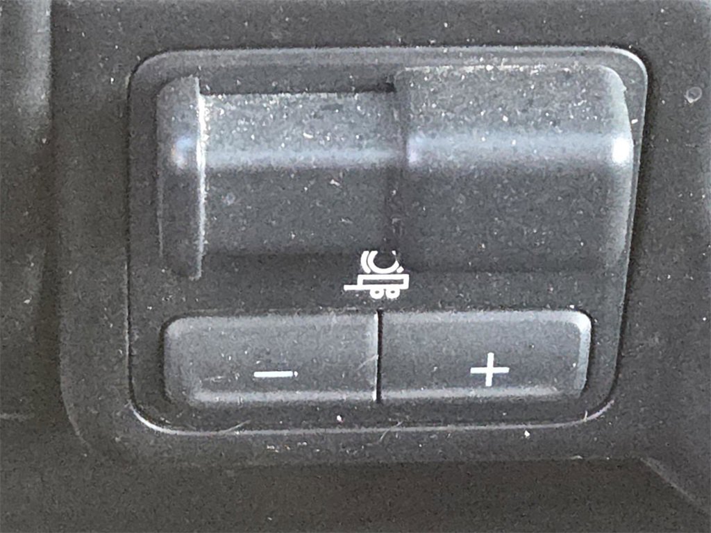 Used 2020 Chevrolet Silverado 3500 LT image 5