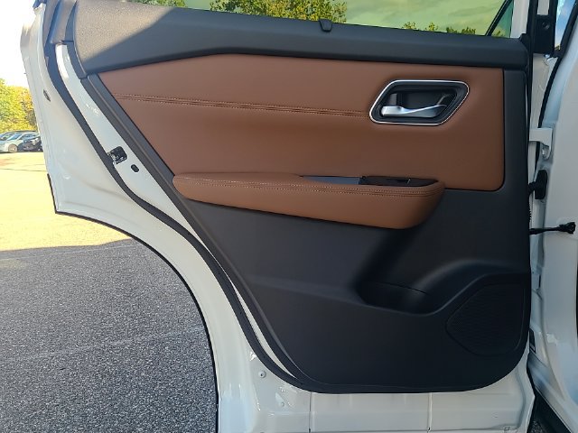 New 2026 Nissan Rogue Platinum AWD/4WD image 23